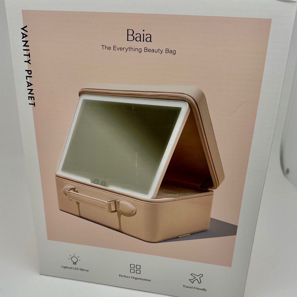 Vanity Planet's Baja Beauty Bag